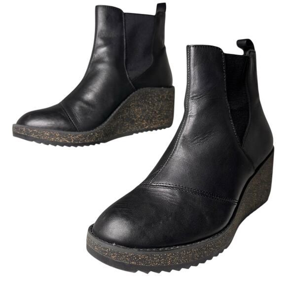 Aetrex Dawn Ankle Wedge Boots Leather & Suede Black Leather Sz 38 EU 7.5-8 US EC - Picture 10 of 11